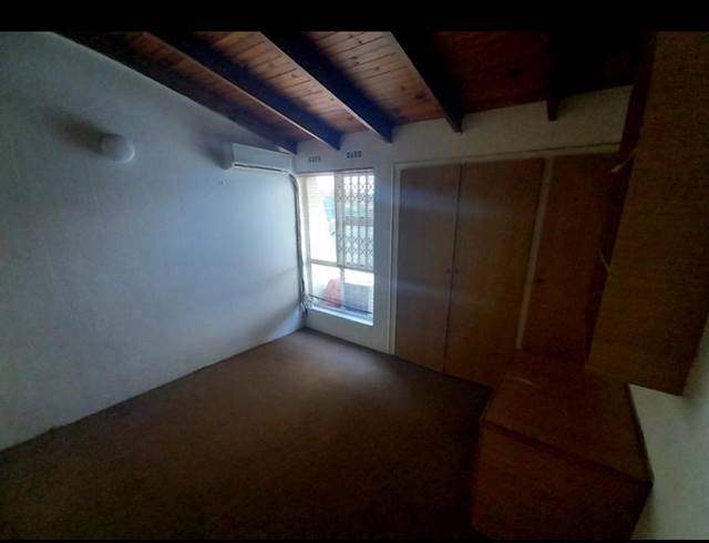 2 BEDROOM TOWNHOUSE FOR SALE IN MAYVILLE